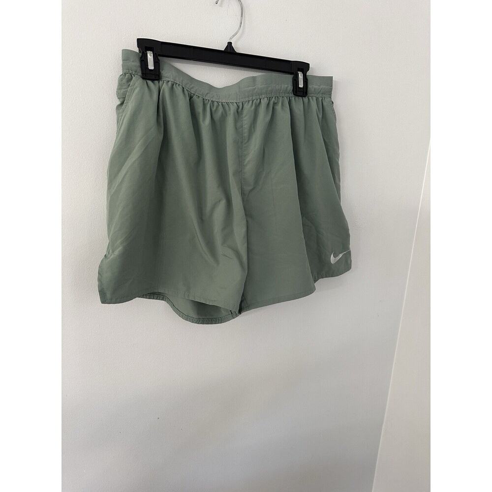 Nike Shorts Womens XL Dri Fit Green Lightweight With Liner Running